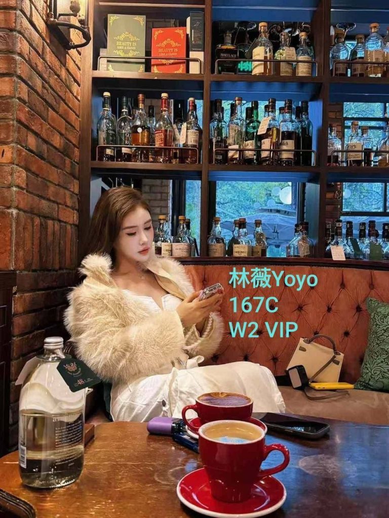 林薇薇Yoyo女友系列❤️A4腰大长腿4774 作者:曼城学园 帖子ID:5622 